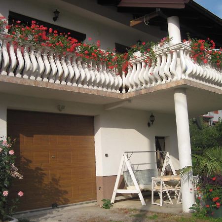Apartment Yasica Izacic Exterior foto